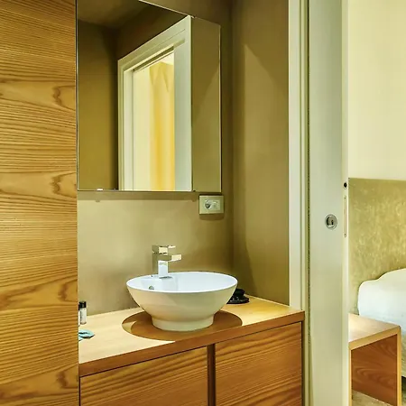 Building-residence With Swimming-pool Immersed In The Tuscan Countryside, Elegant With Air Conditioning And Private Outdoor Space Apartmanhotel *