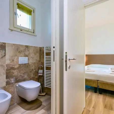 Building-residence With Swimming-pool Immersed In The Tuscan Countryside, Elegant With Air Conditioning And Private Outdoor Space Apartmanhotel
