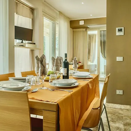 Building-residence With Swimming-pool Immersed In The Tuscan Countryside, Elegant With Air Conditioning And Private Outdoor Space Collemezzano