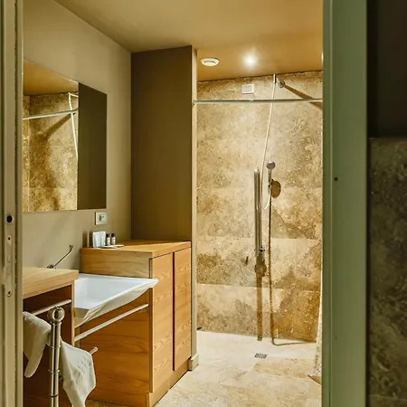 Building-residence With Swimming-pool Immersed In The Tuscan Countryside, Elegant With Air Conditioning And Private Outdoor Space
