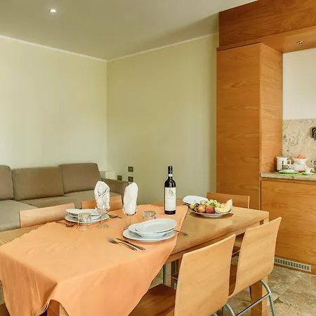 Building-residence With Swimming-pool Immersed In The Tuscan Countryside, Elegant With Air Conditioning And Private Outdoor Space Apartmanhotel *